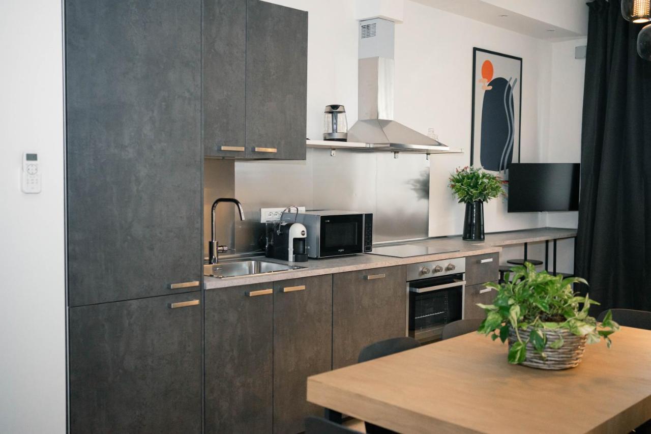 Black Marble - Design Apartment Bari Exterior photo
